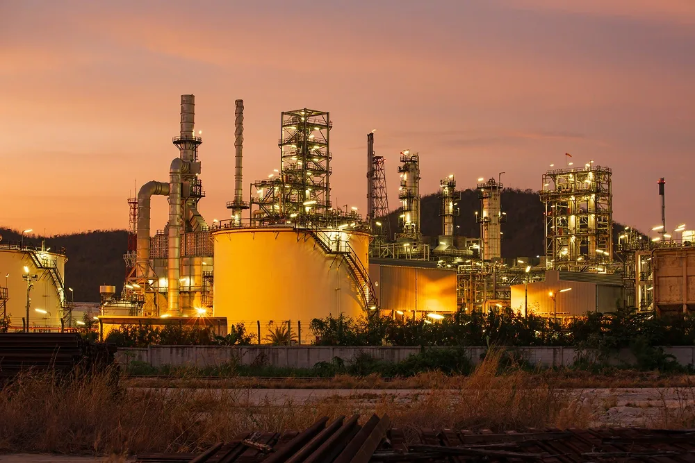 Oil & Gas Through the Lens of Hardware and Embedded Software Development: From Field Constraints to Operational Control